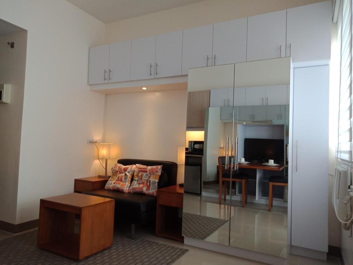 Mabolo Garden Flat A6 With Free Rooftop Pool Cebu Екстер'єр фото
