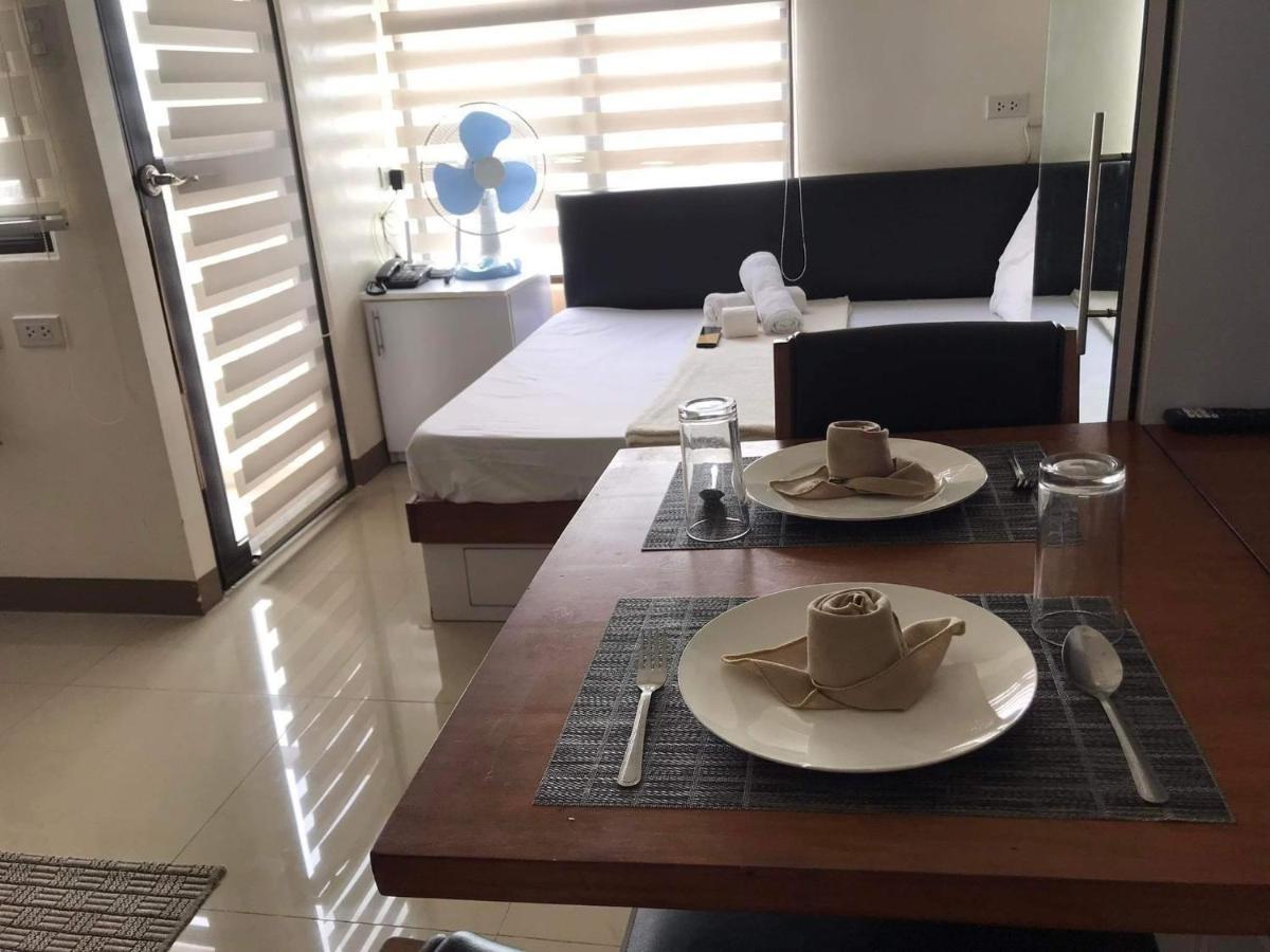 Mabolo Garden Flat A6 With Free Rooftop Pool Cebu Екстер'єр фото
