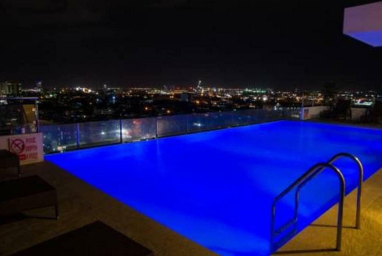 Mabolo Garden Flat A6 With Free Rooftop Pool Cebu Екстер'єр фото